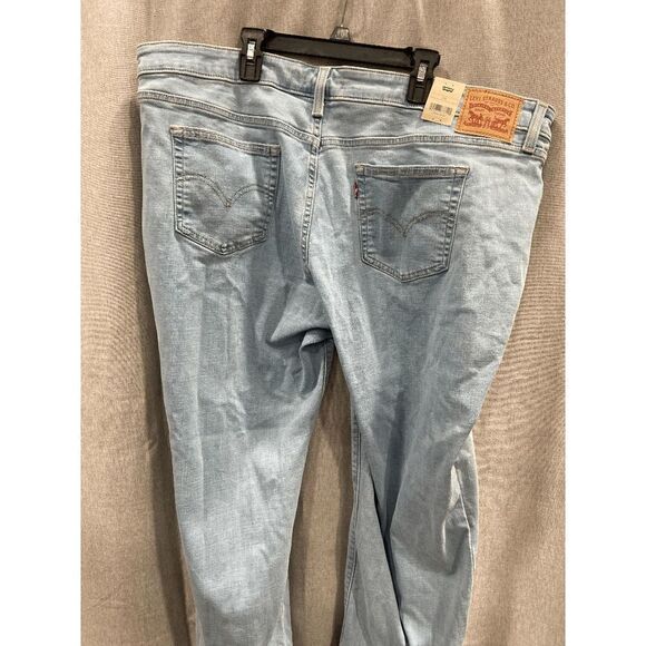 Levi's Women's Plus Size Boyfriend Mid Rise Jeans - Slate Era 22W - Picture 4 of 8